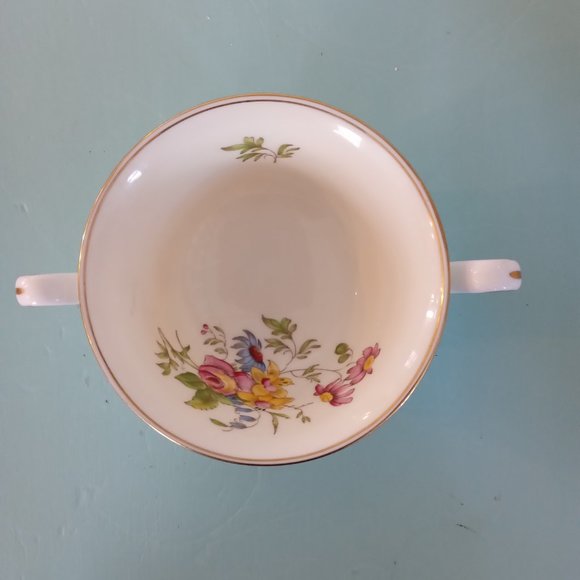 Wedgewood Bone China Double Handle Tea Cup and Saucer - Picture 2 of 7